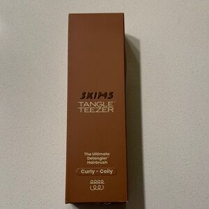 SKIMS Tangle Teezer Hairbrush in Sienna